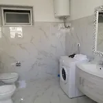 Casa *